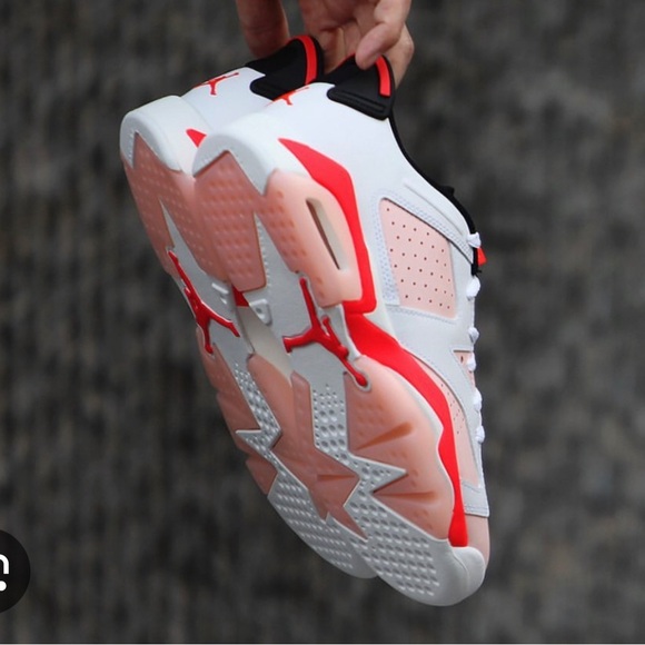 COPY - Wmns Jordan 6 lows💖 - Picture 3 of 6